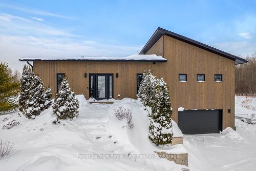 103 Ugovsek Cres, Annan, ON, N0H1B0 | Card Image