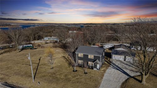 1046 150th Ave, Knoxville, IA, 50138-8777 | Card Image