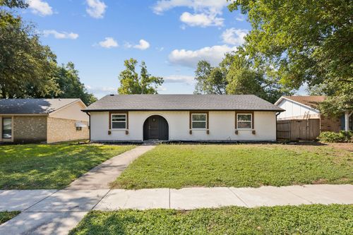 2308 Briarwood Dr, Plano, TX, 75074-5038 | Card Image