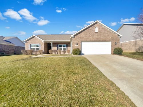 7118 Langham Ct, Indianapolis, IN, 46259-5809 | Card Image