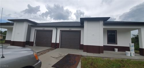 Chestnut 671 Street E, LEE, FL, 33972 | Card Image