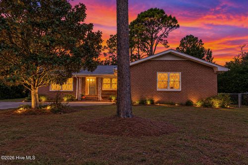 4845 College Acres Dr, Wilmington, NC, 28403-1727 | Card Image