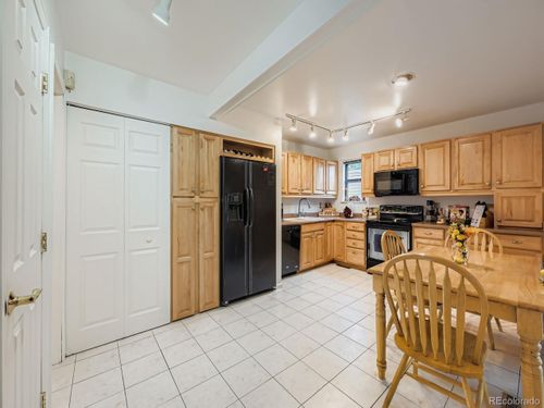 15-9616 E Kansas Cir, Denver, CO, 80247-2282 | Card Image