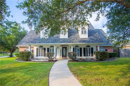 108 Lake Ridge Dr, La Place, LA, 70068-1742 | Card Image