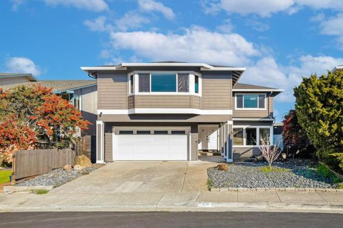 63 Kathleen Ct, Pacifica, CA, 94044 | Card Image