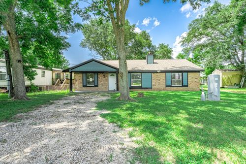455 County Road 129b, Alvin, TX, 77511-9617 | Card Image