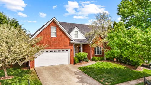 538 Houston Oaks Dr, Paris, KY, 40361 | Card Image