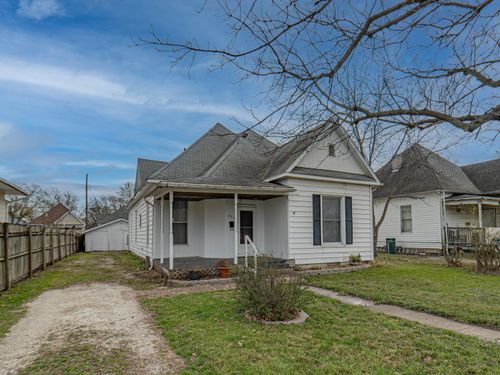 606 Promenade St, MOBERLY, MO, 65270-2130 | Card Image