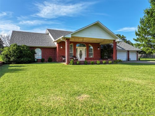 1012 Elm Dr, Sulphur, OK, 73086-1237 | Card Image