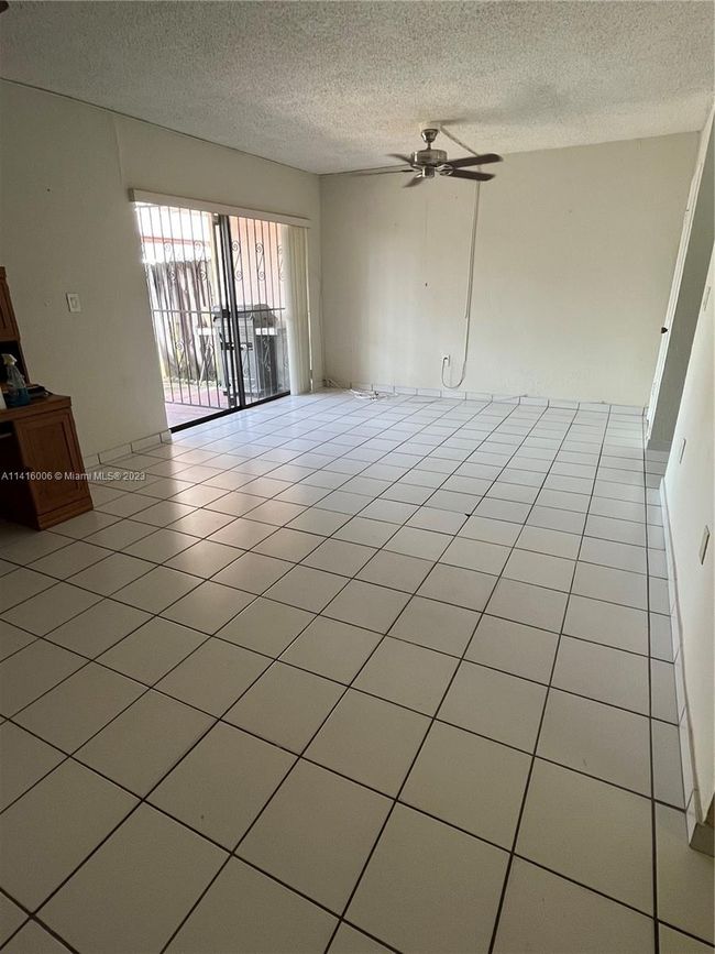857 W 79 Th Pl, House other with 3 bedrooms, 3 bathrooms and null parking in Hialeah FL | Image 42