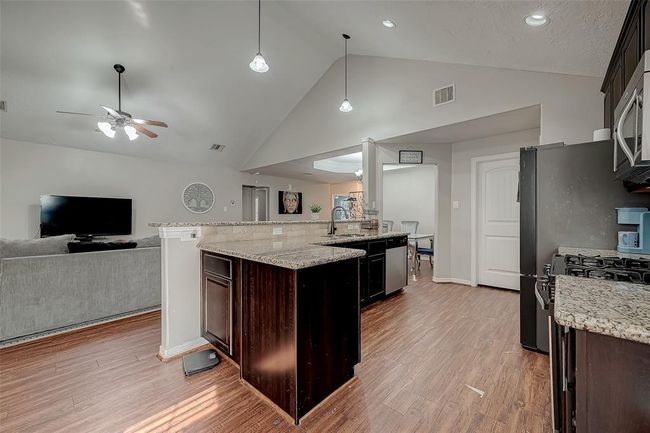 28519 Oakden Ct, House other with 4 bedrooms, 2 bathrooms and 2 parking in Huffman TX | Image 20