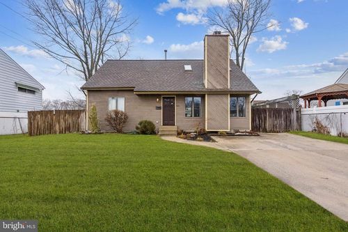 459 6th Ave, LINDENWOLD, NJ, 08021-3511 | Card Image