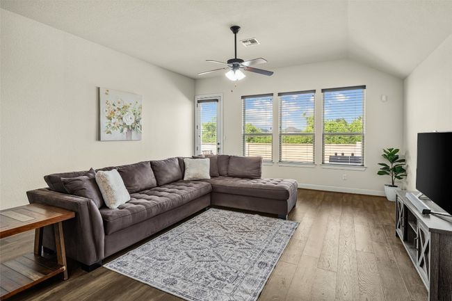 168 Gunnison Way, House other with 3 bedrooms, 2 bathrooms and 6 parking in Kyle TX | Image 22