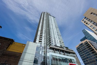 1112 - 833 Seymour St, Condo with 1 bedrooms, 1 bathrooms and null parking in Vancouver BC | Image 2