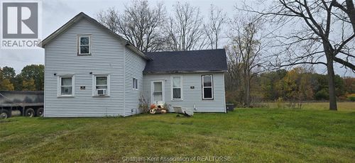 30083 W Bothwell Rd, Bothwell, ON, N0P1C0 | Card Image