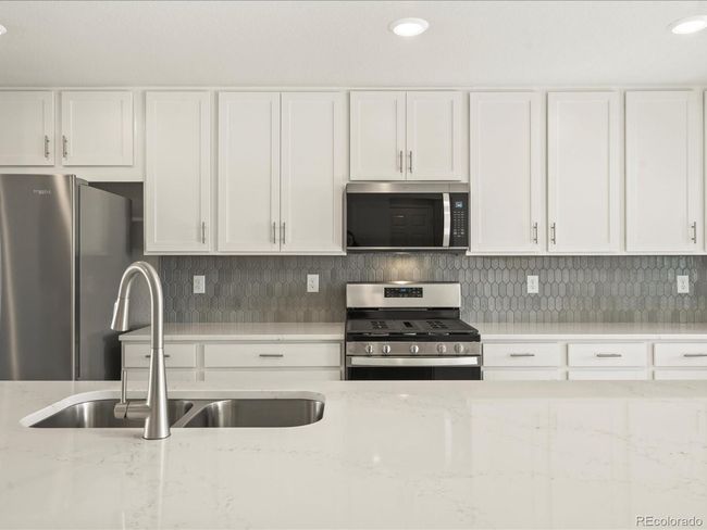 14451 Pansy Loop, Townhouse with 4 bedrooms, 4 bathrooms and 2 parking in Morrison CO | Image 11