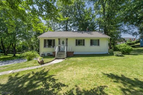 14 Katherine Dr, Lake Hiawatha, NJ, 07034-1502 | Card Image