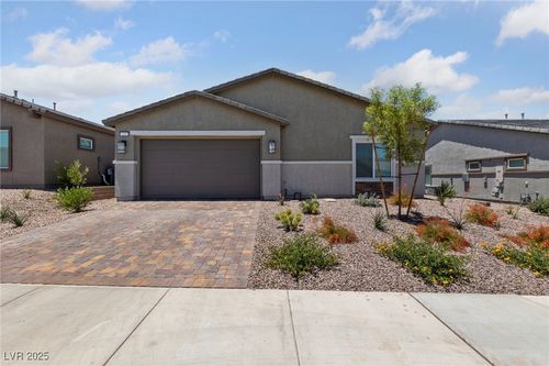 325 Aravalli Crest St, Henderson, NV, 89015-7656 | Card Image