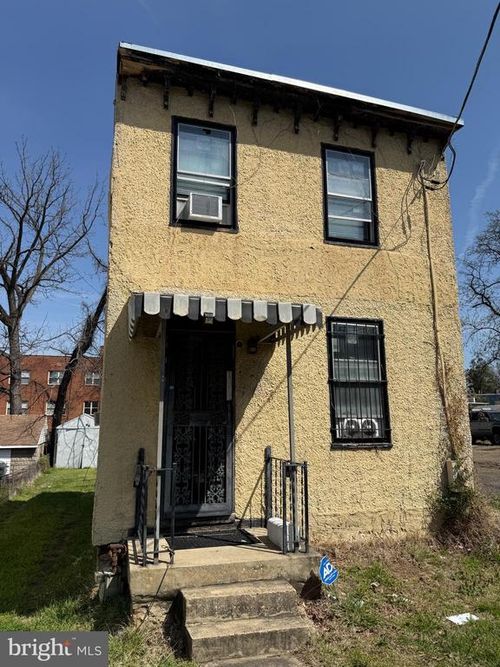 1312 V St Se, WASHINGTON, DC, 20020-7018 | Card Image