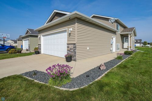 6288 35th St S, Fargo, ND, 58104-6796 | Card Image