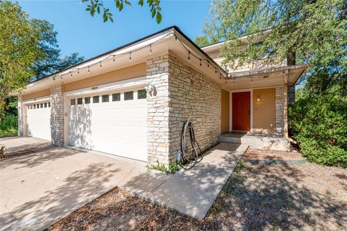 a-1504 Aquifer Cv, Austin, TX, 78746-6701 | Card Image