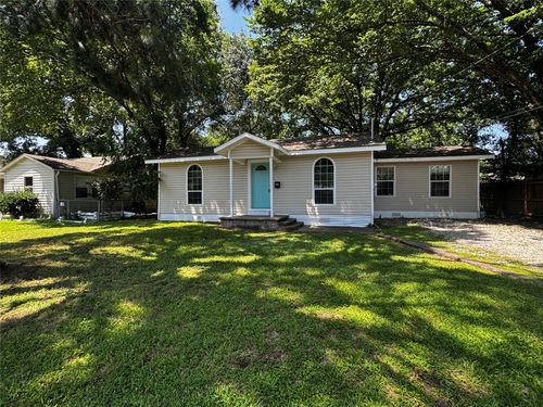 320 N 36th St, Corsicana, TX, 75110-3900 | Card Image