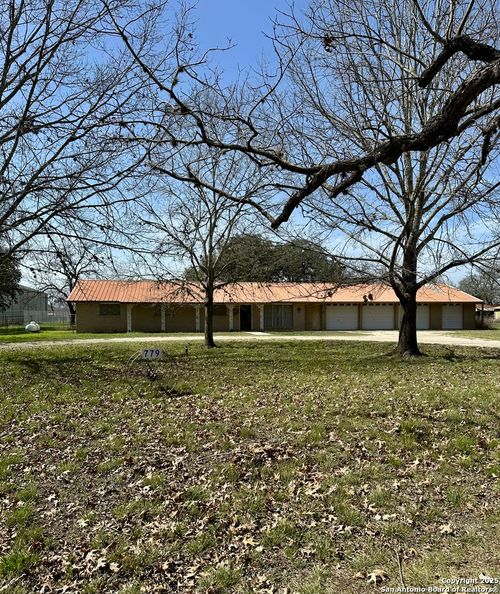 779 Main St, Utopia, TX, 78884 | Card Image