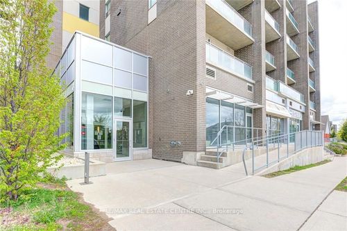 b506-62 Balsam St, Waterloo, ON, N2L3H2 | Card Image