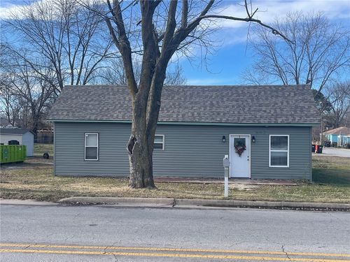 802 Powell St, Springdale, AR, 72764-5672 | Card Image