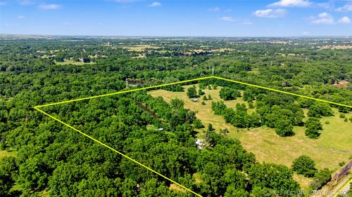 2203 E 86th Street N, Sperry, OK, 74073 | Card Image