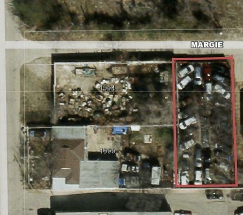 1908 Peters Rd, Irving, TX, 75061-3232 | Card Image