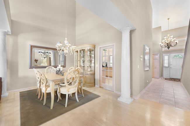 347 Saint Andrews Dr, Townhouse with 3 bedrooms, 4 bathrooms and 7 parking in Wood Dale IL | Image 8