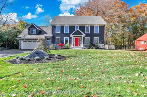 990 Haist St, Fonthill, ON, L0S1E4 | Card Image