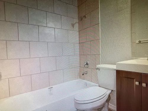 2203 Tabor Ct, Austin, TX, 78748-6831 | Card Image