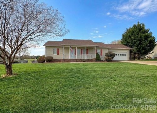 238 Dogwood Acres Ln, Taylorsville, NC, 28681-6756 | Card Image