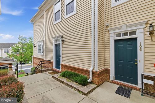 105-43905 Hickory Corner Ter, ASHBURN, VA, 20147-4170 | Card Image