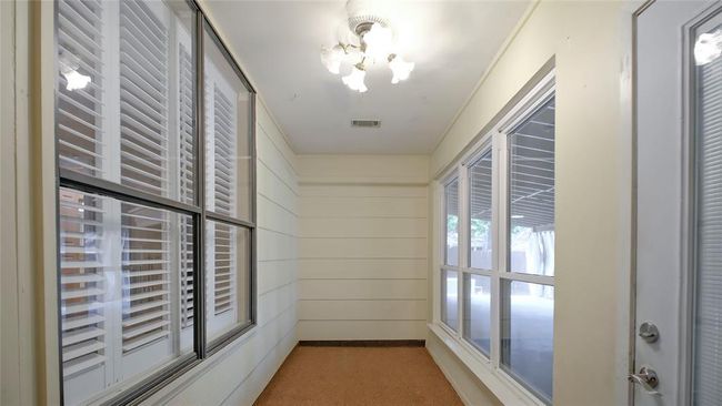 Sun Room | Image 22