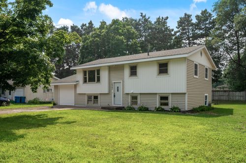 18942 Albany St Nw, Elk River, MN, 55330-1116 | Card Image