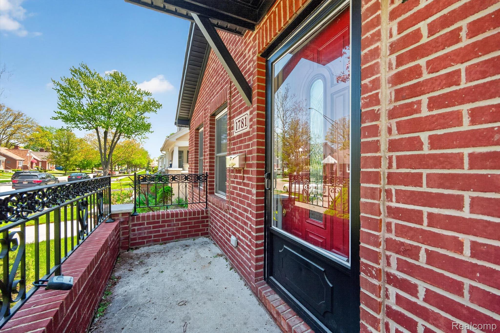 Residential in Grosse Pointe Woods 4