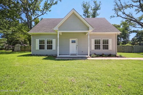 111 Halstead Dr, Moyock, NC, 27958-9003 | Card Image