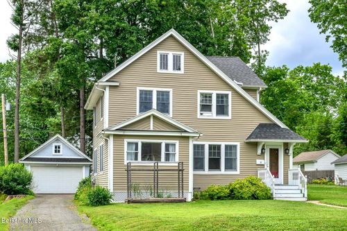16 Revere Pkwy, Pittsfield, MA, 01201-7336 | Card Image