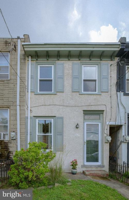 207 Krams Ave, PHILADELPHIA, PA, 19127-1213 | Card Image