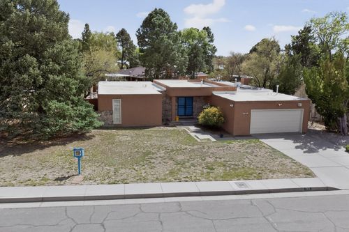 7012 Arroyo Del Oso Avenue Ne, Albuquerque, NM, 87109 | Card Image