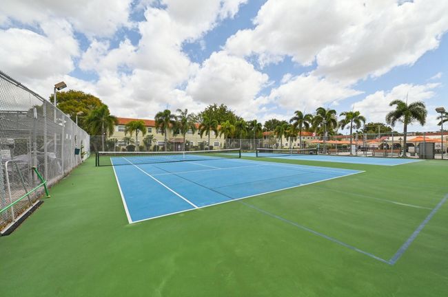 APT-114 - 5620 Sw 3 Rd Pl, Condo with 1 bedrooms, 1 bathrooms and null parking in Margate FL | Image 22