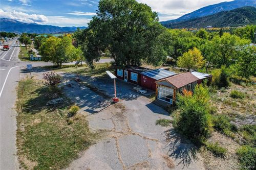 10057 W Us Highway 50, Poncha Springs, CO, 81201-9811 | Card Image