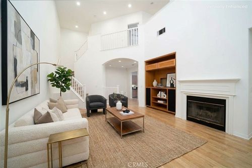 30 Burlingame, Irvine, CA, 92602-1002 | Card Image
