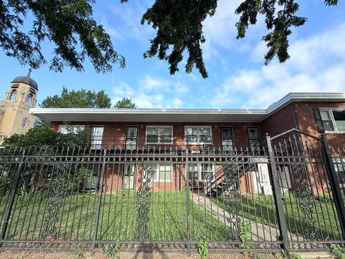 apt-4-4700 N Ashland Ave, Chicago, IL, 60640-3470 | Card Image