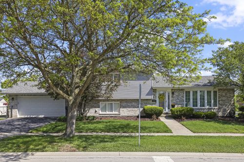17028 Redwood Ct, Orland Hills, IL, 60487-7222 | Card Image