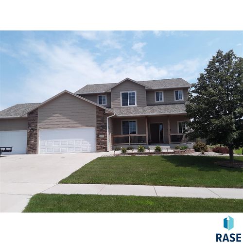 100 Oak Ave, Crooks, SD, 57020-2118 | Card Image