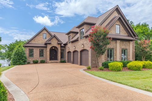 1149 Mccrory Cir, Gallatin, TN, 37066-7602 | Card Image